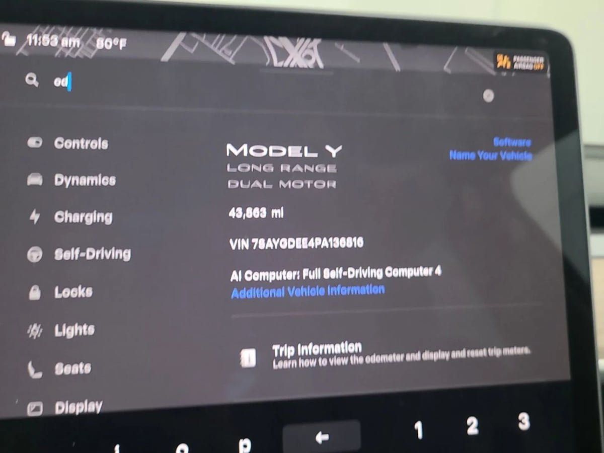 Used 2023 Tesla Model Y Long Range AWD/4WD image 6