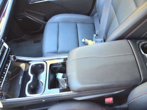 Used 2024 Chevrolet Traverse Z71 w/ Enhanced Driving Package image 25