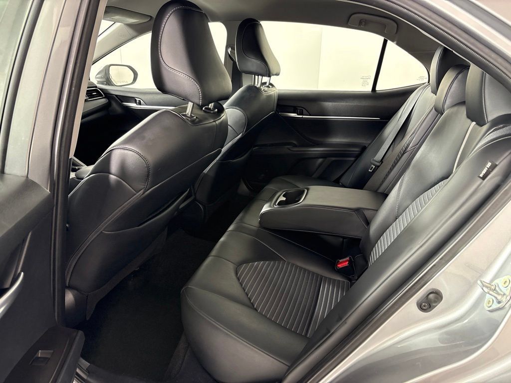 Used 2024 Toyota Camry SE FWD image 21