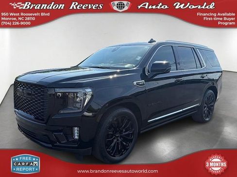 Used 2021 GMC Yukon Denali w/ Denali Premium Package AWD/4WD image 1
