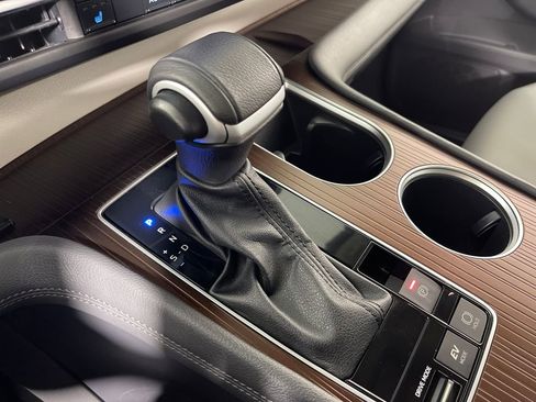 Certified 2023 Toyota Sienna XLE image 22