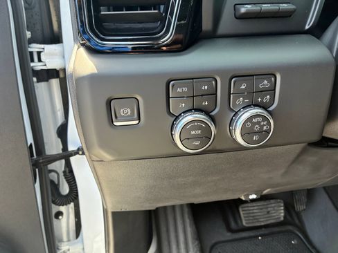 Used 2026 GMC Sierra 1500 AT4X AWD/4WD image 8