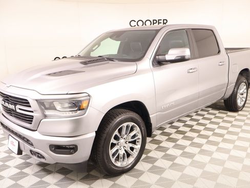 Used 2023 RAM 1500 Laramie AWD/4WD image 11