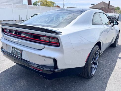 Used 2026 Dodge Charger Scat Pack AWD/4WD image 7