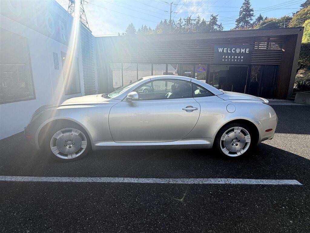Used 2004 Lexus SC 430 Convertible RWD image 9