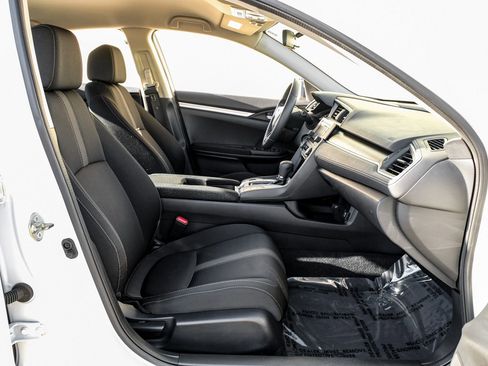 Used 2020 Honda Civic LX image 29