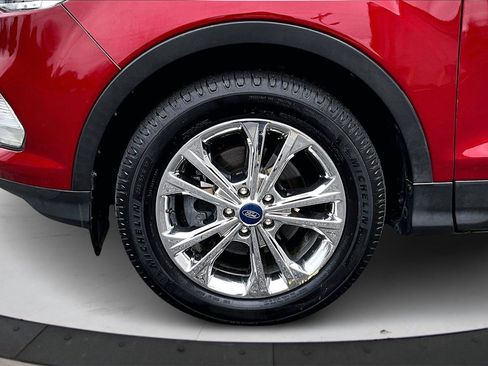 Used 2019 Ford Escape SE image 31