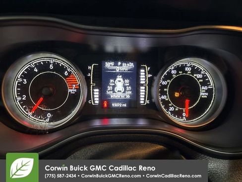 Used 2019 Jeep Cherokee Latitude Plus image 25