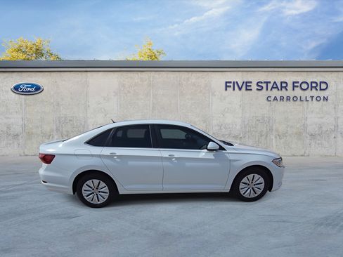 Used 2019 Volkswagen Jetta S w/ Driver Assistance Package image 9