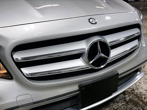 Used 2016 Mercedes-Benz GLA 250 4MATIC image 29