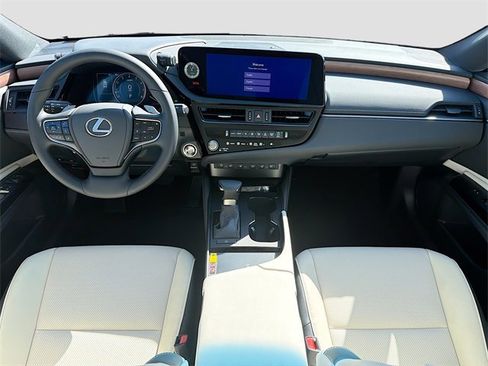 New 2025 Lexus ES 350 w/ Premium Package image 16