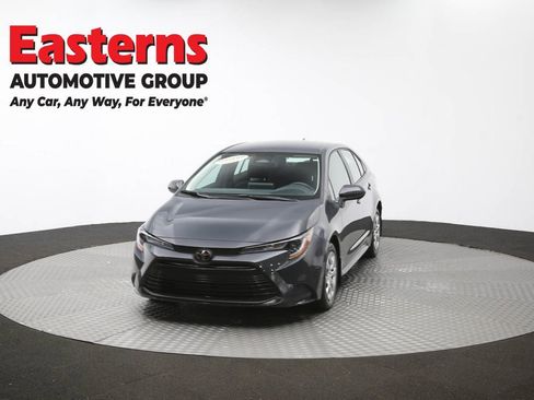 Used 2025 Toyota Corolla LE FWD image 52