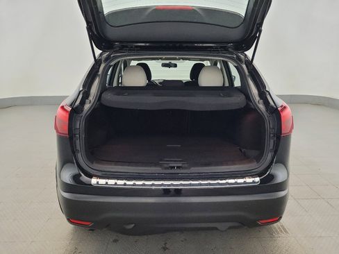 Used 2018 Nissan Rogue Sport SV w/ SV Technology Package AWD/4WD image 29