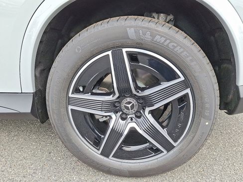 New 2026 Mercedes-Benz GLC 300 4MATIC Coupe image 5