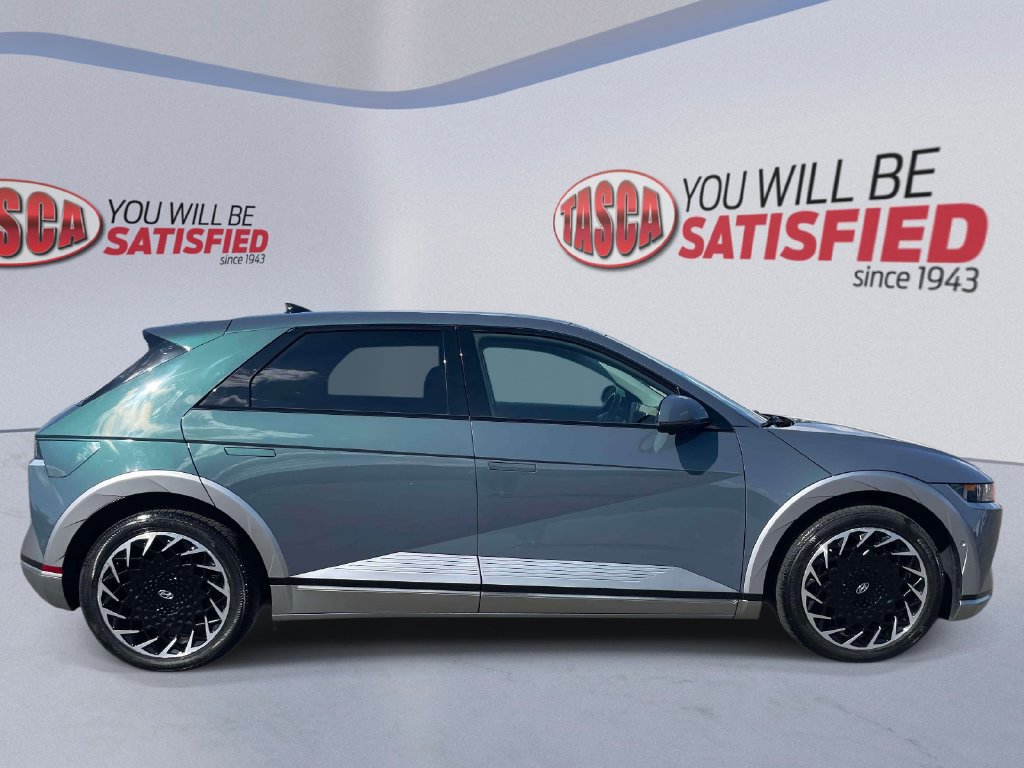 Certified 2022 Hyundai Ioniq 5 Limited w/ Cargo Package AWD/4WD image 5