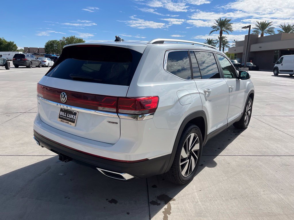Used 2025 Volkswagen Atlas SEL AWD/4WD image 7