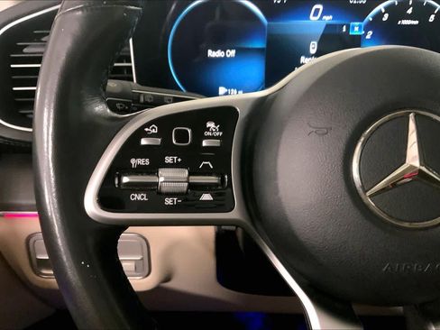 Used 2021 Mercedes-Benz GLS 450 4MATIC image 24