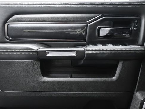 Used 2022 RAM 2500 Limited image 17