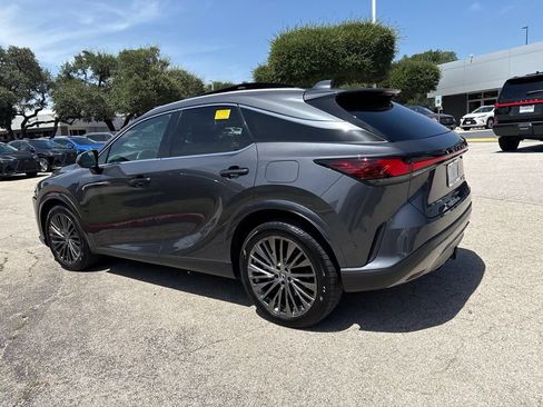 Used 2024 Lexus RX 350 w/ Convenience Package AWD/4WD image 3