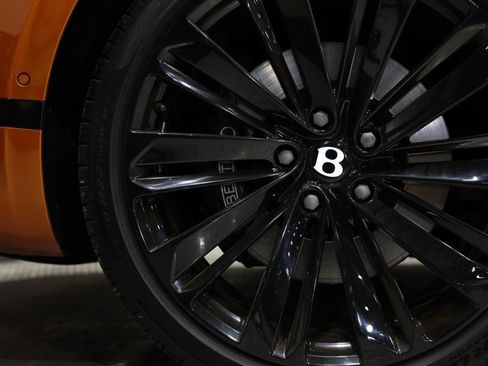 Used 2022 Bentley Continental GT Speed image 8