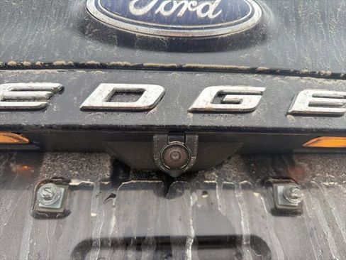 Used 2024 Ford Edge SEL image 11