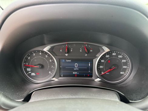 Used 2024 GMC Terrain SLE w/ Driver Convenience Package FWD image 12