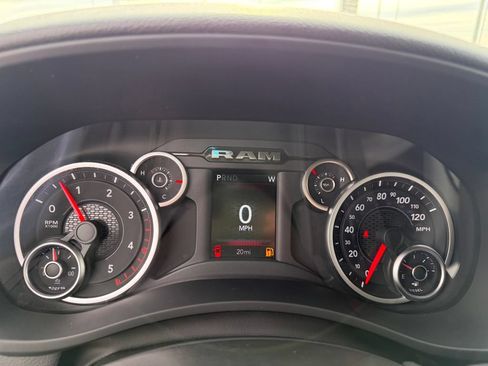 New 2026 RAM 2500 Big Horn AWD/4WD image 15