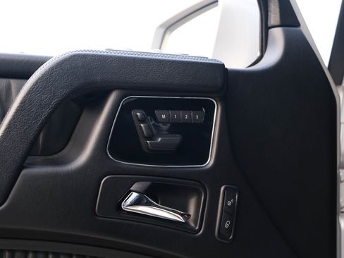 Used 2014 Mercedes-Benz G 63 AMG 4MATIC image 14