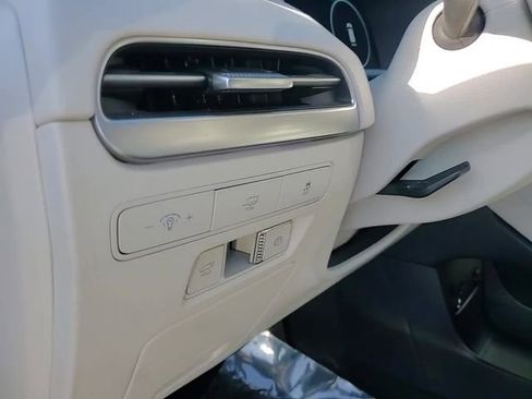 Used 2024 Hyundai Palisade Limited image 10