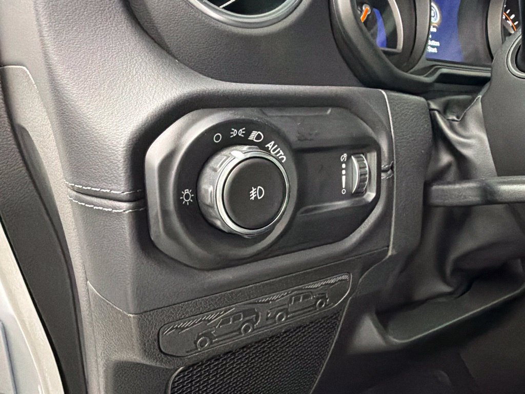 New 2027 Jeep Wrangler Unlimited Sahara AWD/4WD image 17