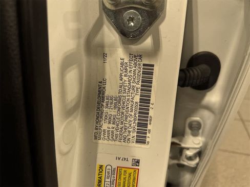 Used 2023 Honda Civic Sport image 14