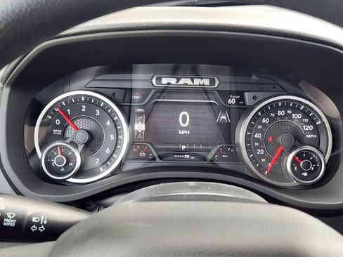 New 2026 RAM 1500 Express AWD/4WD image 15