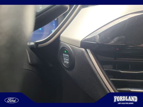 Used 2021 Ford Escape SEL w/ Technology Package AWD/4WD image 30