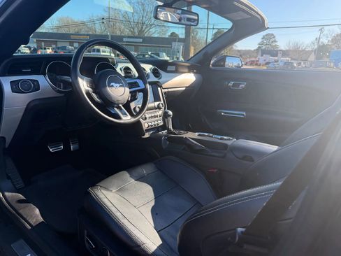 Used 2017 Ford Mustang GT Premium w/ Equipment Group 401A image 22