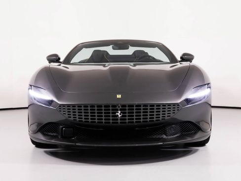 Used 2025 Ferrari Roma Spider image 17