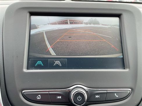 Used 2018 Chevrolet Equinox LT image 23