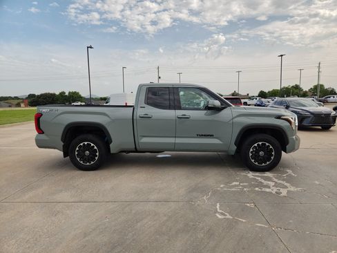 Used 2022 Toyota Tundra SR5 w/ TRD Off-Road Package AWD/4WD image 7