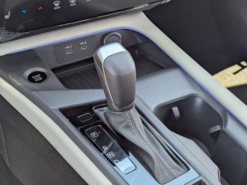 New 2026 Nissan Sentra SL FWD image 18