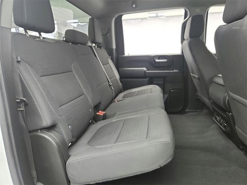 Used 2022 Chevrolet Silverado 2500 LT w/ Convenience Package image 24