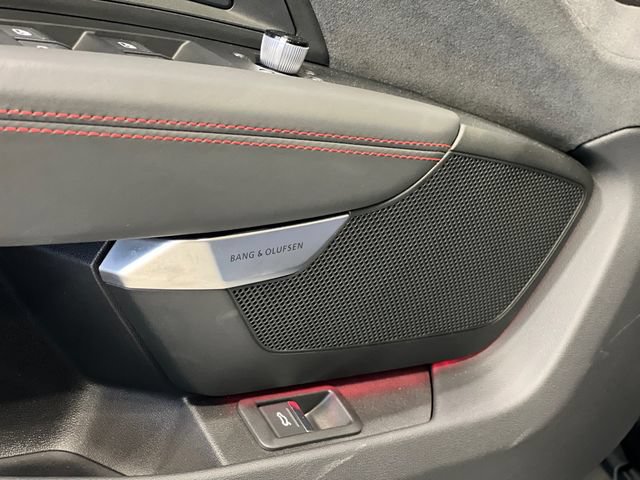 Used 2022 Audi RS e-tron GT AWD/4WD image 18
