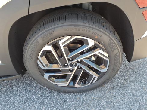 New 2026 Hyundai Tucson Limited FWD image 5