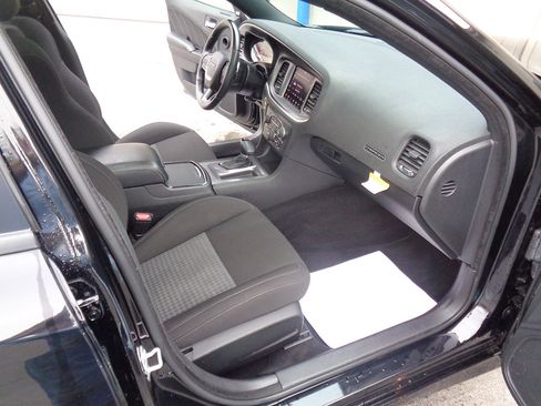 Used 2021 Dodge Charger GT w/ Blacktop Package image 11