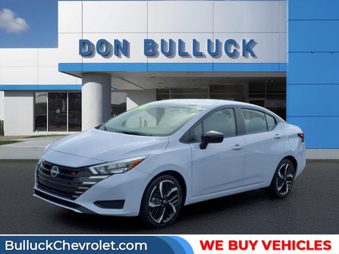 Used 2024 Nissan Versa SR FWD image 1