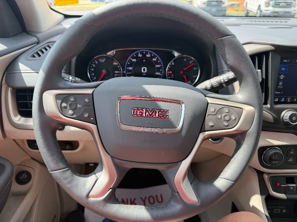 Used 2024 GMC Terrain Denali w/ Denali Premium Package AWD/4WD image 45