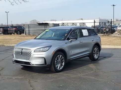 Certified 2023 Lincoln Corsair Standard w/ Equipment Group 101A image 2