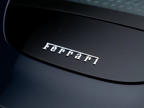 Used 2023 Ferrari Roma RWD image 32