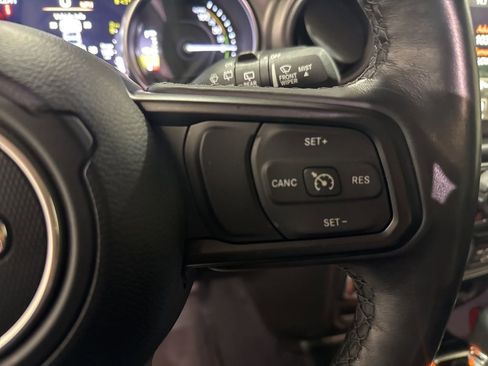 Used 2023 Jeep Wrangler Unlimited w/ Cold Weather Group image 22