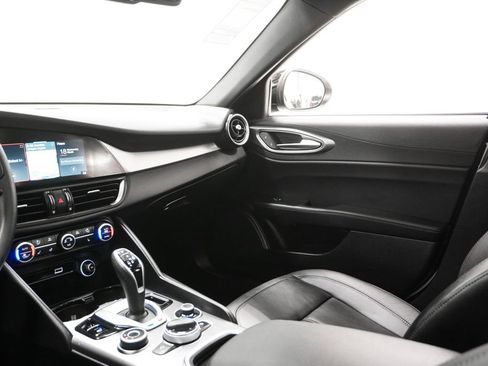 Used 2024 Alfa Romeo Giulia Ti image 14