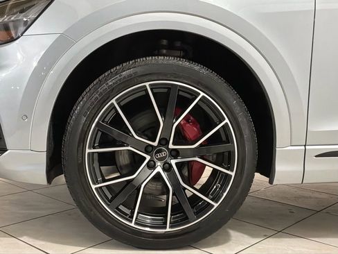 Used 2023 Audi Q8 Premium Plus w/ Premium Plus Package image 15