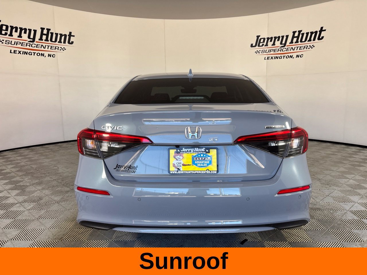 Used 2024 Honda Civic Touring image 6